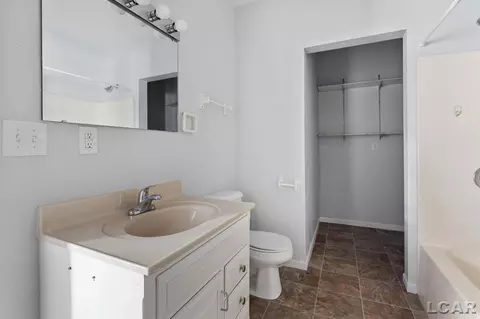 518 Ormsby #520 OSBY, Adrian, MI 49221 photo 16