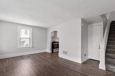 518 Ormsby #520 OSBY, Adrian, MI 49221 photo 2