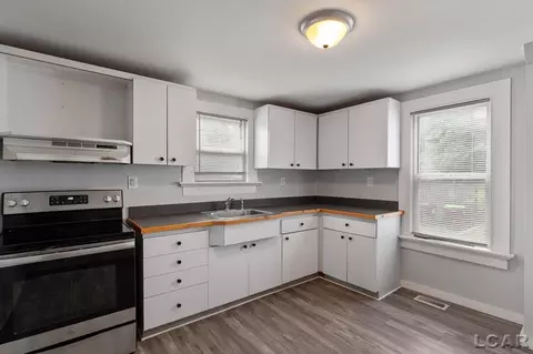 518 Ormsby #520 OSBY, Adrian, MI 49221 photo 6