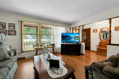 14684 Dixon, Dundee, MI 48131 photo 4