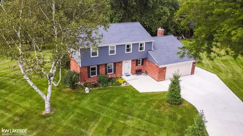 7224 Renwood, Washington, MI 48095