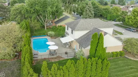 16331 Randy, Macomb, MI 48042 photo 53