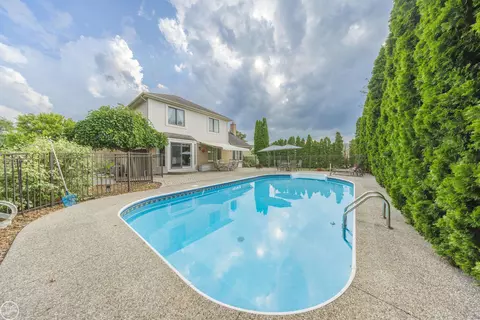 16331 Randy, Macomb, MI 48042 photo 12