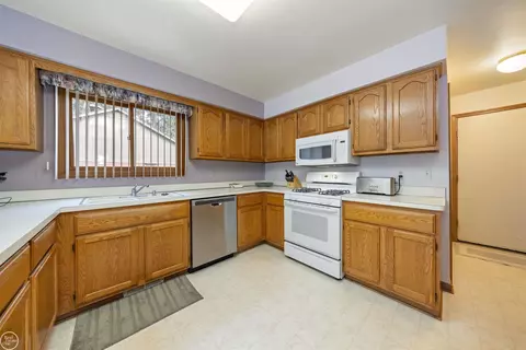 16331 Randy, Macomb, MI 48042 photo 18
