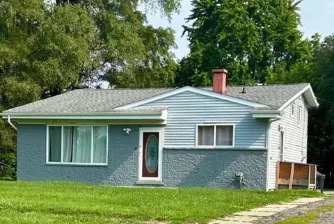 1422 W Coldwater, Flint, MI 48505