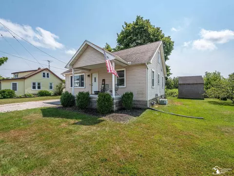 7845 Bluebush, Maybee, MI 48159