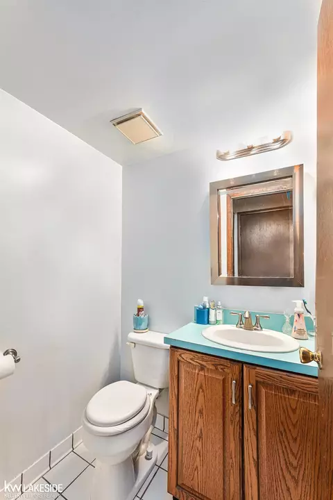 47230 Tilch, Macomb, MI 48044 photo 14