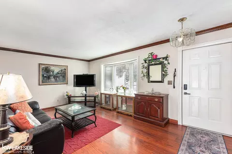 47230 Tilch, Macomb, MI 48044 photo 5