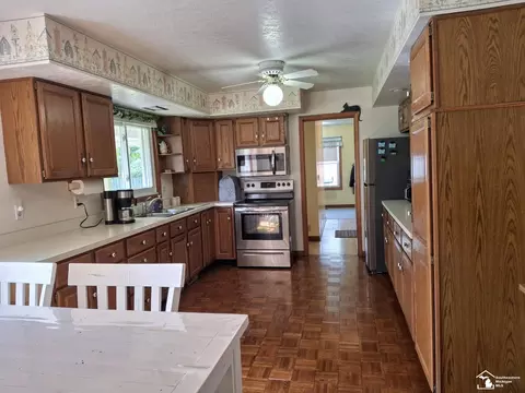 Kitchen - 490 Grace, Monroe, MI 48161 photo 1 of 4