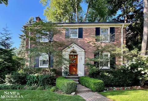 252 Moran, Grosse Pointe Farms, MI 48236
