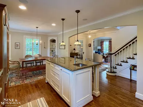 Kitchen - 252 Moran, Grosse Pointe Farms, MI 48236 photo 3 of 4