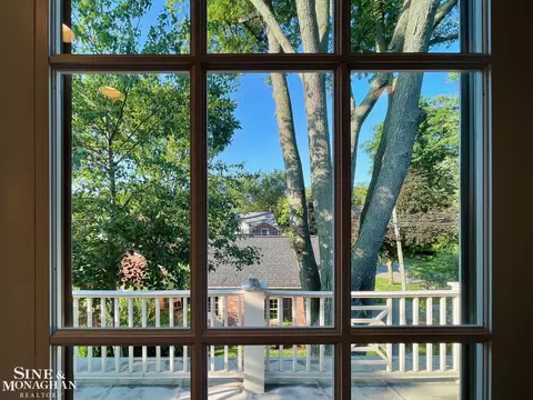 Exterior - 252 Moran, Grosse Pointe Farms, MI 48236 photo 3 of 12
