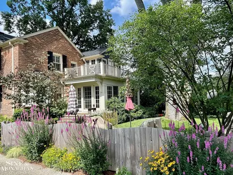 Exterior - 252 Moran, Grosse Pointe Farms, MI 48236 photo 11 of 12