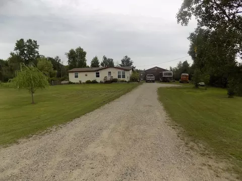 2472 N Three Rivers, Gladwin, MI 48624