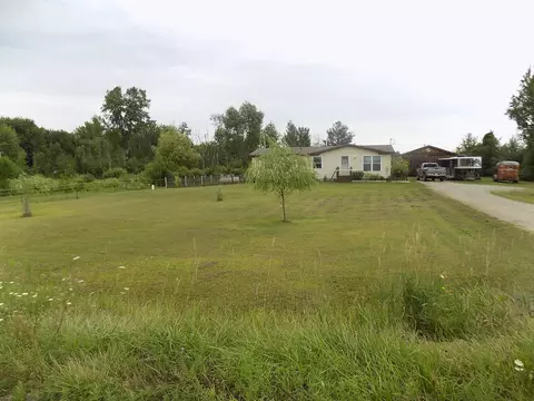 2472 N Three Rivers, Gladwin, MI 48624 photo 19