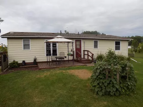 2472 N Three Rivers, Gladwin, MI 48624 photo 9