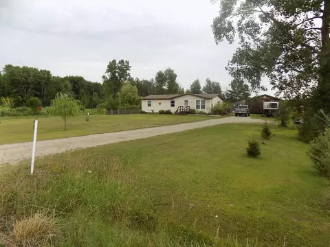 2472 N Three Rivers, Gladwin, MI 48624 photo 20