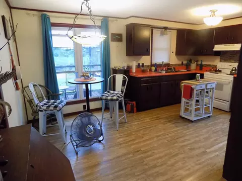 2472 N Three Rivers, Gladwin, MI 48624 photo 4