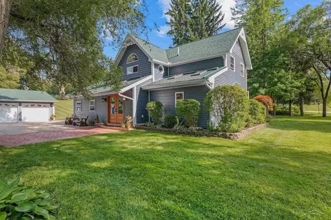 6514 N Water, Hope, MI 48628