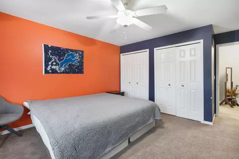 Bedroom - 21385 Vesper, Macomb, MI 48044 photo 4 of 5