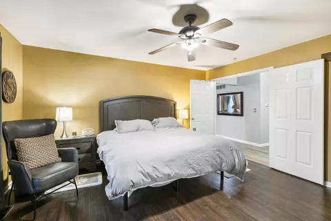 Bedroom - 21385 Vesper, Macomb, MI 48044 photo 1 of 5