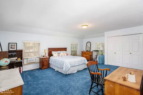 Bedroom - 184 Vendome, Grosse Pointe Farms, MI 48236 photo 4 of 6