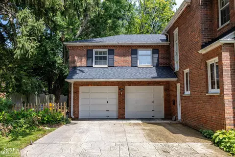 Exterior - 184 Vendome, Grosse Pointe Farms, MI 48236 photo 11 of 15