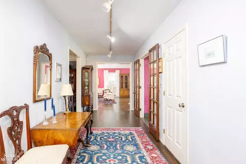 Entry Way - 184 Vendome, Grosse Pointe Farms, MI 48236 photo 3 of 7