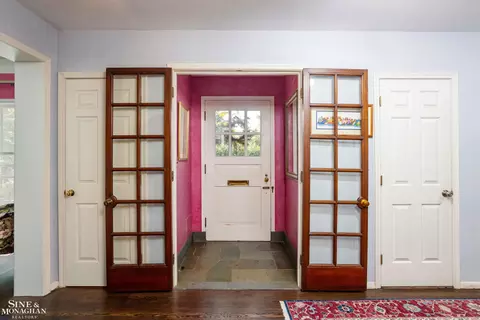 Entry Way - 184 Vendome, Grosse Pointe Farms, MI 48236 photo 1 of 7