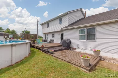 Exterior - 1099 Codling, Adrian, MI 49221 photo 5 of 7