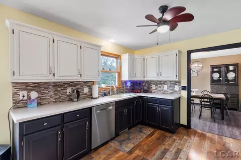 Kitchen - 1099 Codling, Adrian, MI 49221 photo 3 of 7