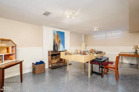33 Beaupre, Grosse Pointe, MI 48236 photo 34