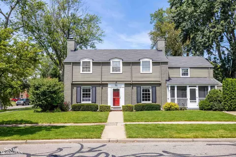 33 Beaupre, Grosse Pointe, MI 48236 photo 48