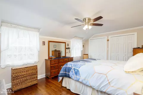 33 Beaupre, Grosse Pointe, MI 48236 photo 22