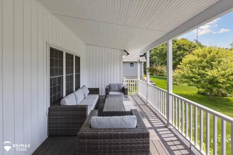 Exterior - 600 E 3rd, Davison, MI 48423 photo 7 of 9