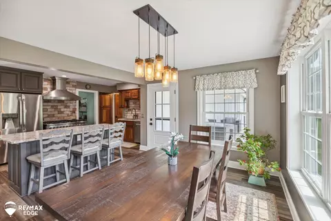 Dining - 600 E 3rd, Davison, MI 48423 photo 1 of 2