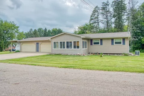 119 Stanley, Corunna, MI 48817