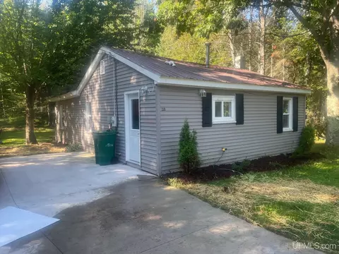 118 Basal, Marquette, MI 49855