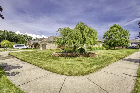 Exterior - 48352 Marion, Macomb, MI 48044 photo 4 of 6