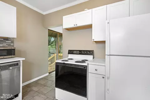 541 Neff, Grosse Pointe, MI 48230 photo 9