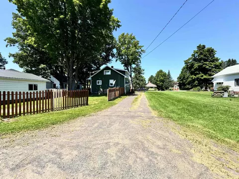 Exterior - 415 N 3rd, L'anse, MI 49946 photo 6 of 7