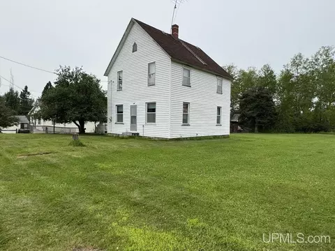 406 Spruce, Amasa, MI 49903