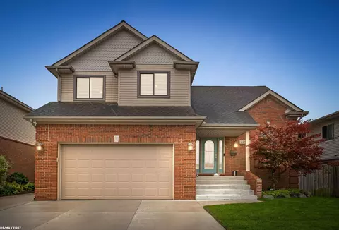 22510 Maple, Saint Clair Shores, MI 48081