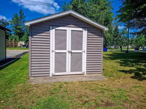 6585 Circle, Harrison, MI 48625 photo 8