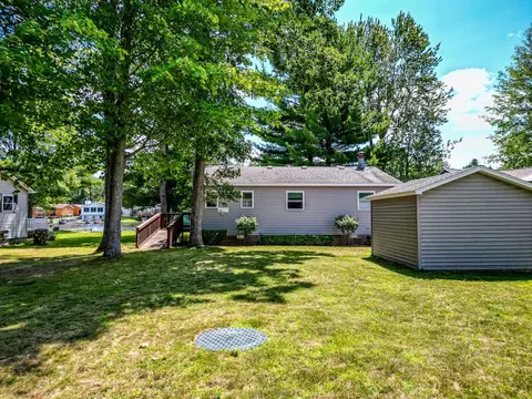 6585 Circle, Harrison, MI 48625 photo 6