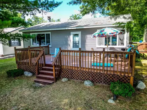 6585 Circle, Harrison, MI 48625 photo 4