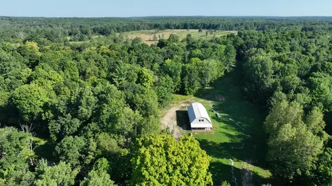 475 E Ashard, Harrison, MI 48625 photo 43
