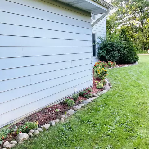 Exterior - 114 E Wesley, Owosso, MI 48867 photo 14 of 14