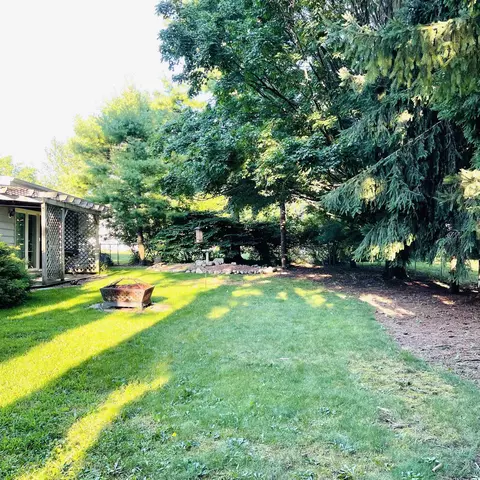 Exterior - 114 E Wesley, Owosso, MI 48867 photo 9 of 14