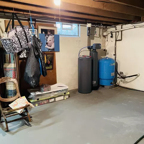 Other - 114 E Wesley, Owosso, MI 48867 photo 9 of 17